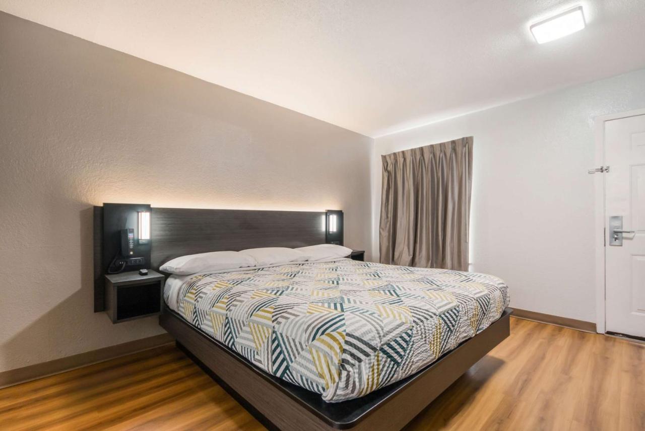 Studio 6 Laredo, Tx - North I-35 ภายนอก รูปภาพ